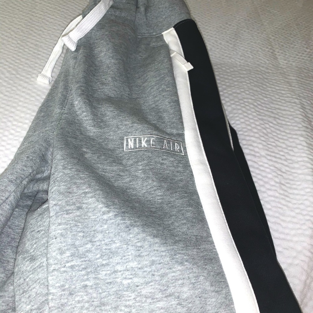 Gray Nike Air Boys Sweatpants - BRAND NEW W/ TAGS
